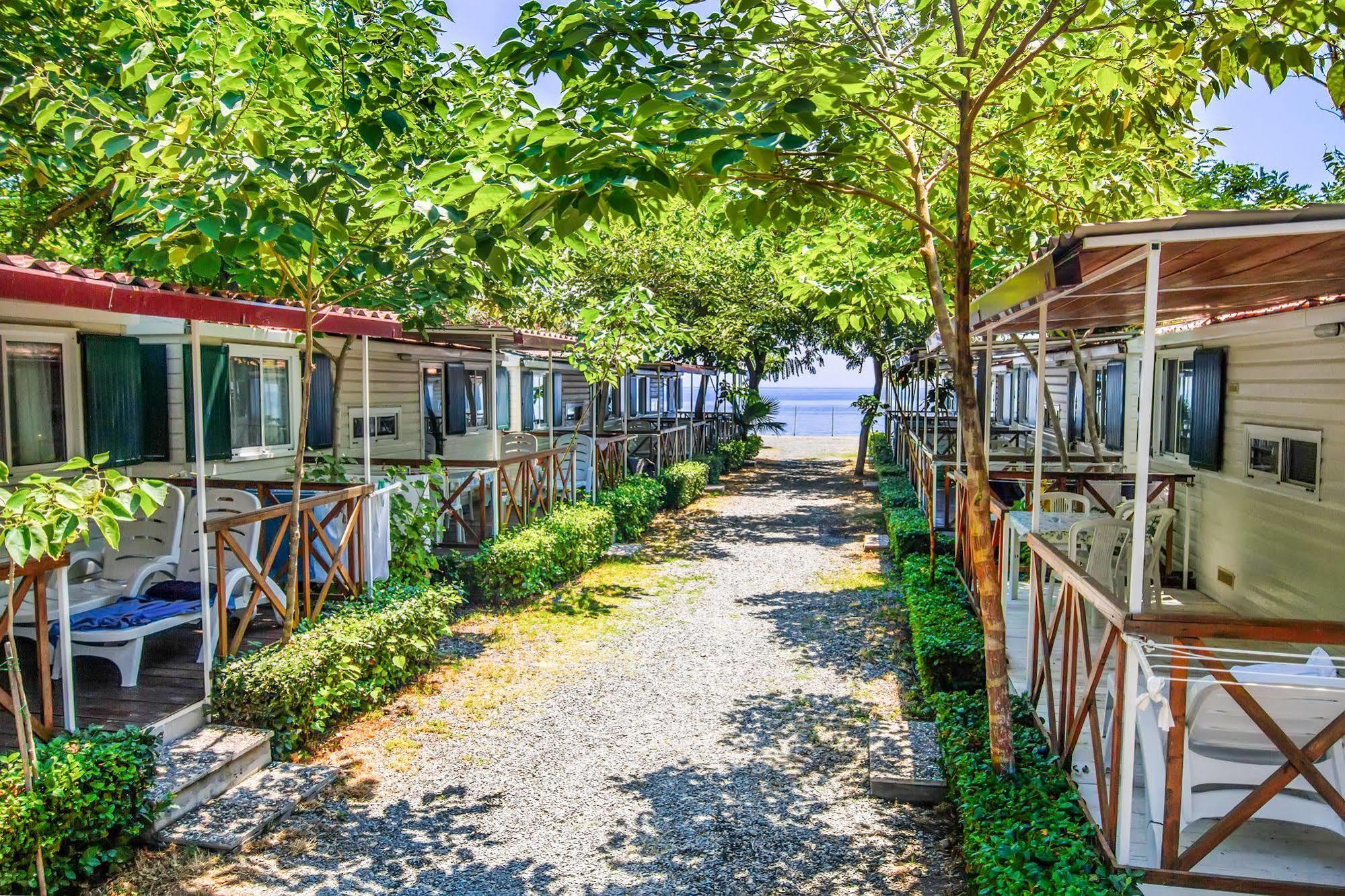 Camping La Focetta Sicula SantʼAlessio Siculo Exteriör bild
