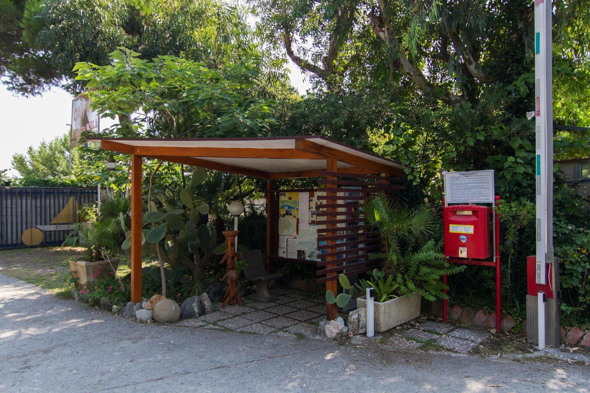 Camping La Focetta Sicula SantʼAlessio Siculo Exteriör bild